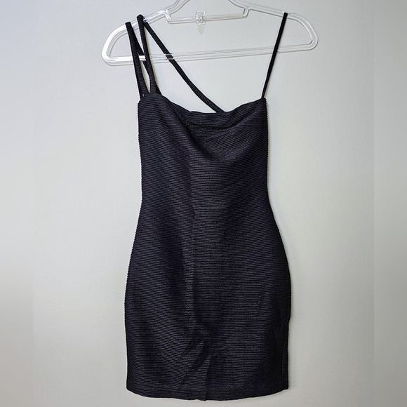 Rumer Penelope Ribbed Bodycon Sleeveless Mini Dress in Black - Picture 7 of 14